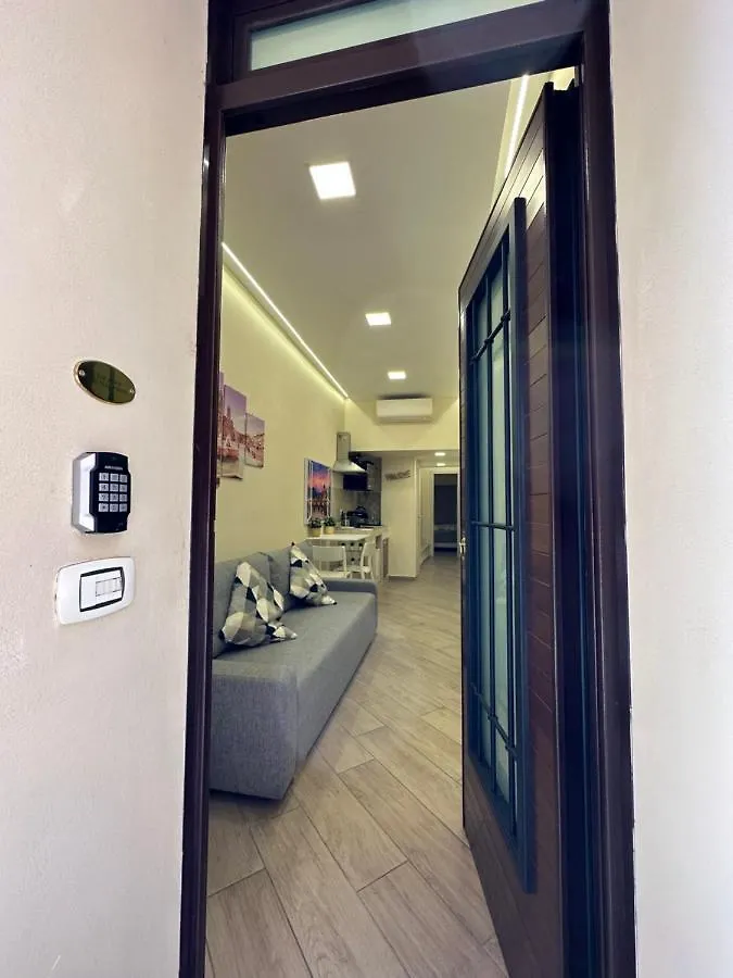 Top Home Arco Di Parma Roma Centro Rome
